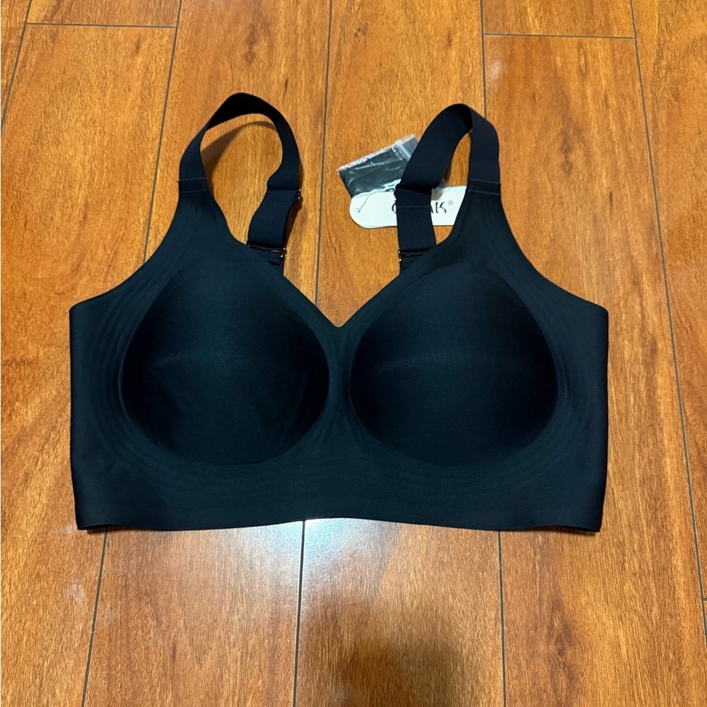 NWT OEAK wome Seamless Black Wireless T-Shirt Bra - Comfortable Everyday Support